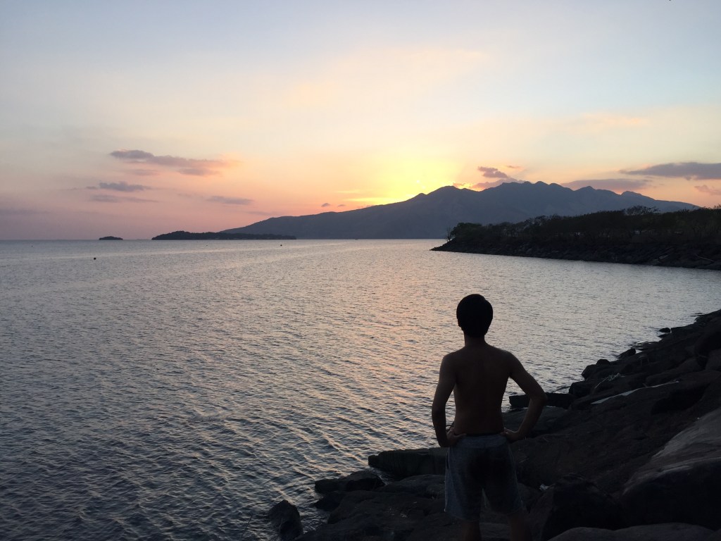 Silhouette of the journeying engineer in Subic Bay